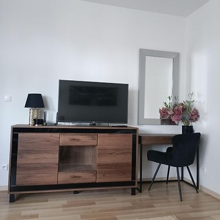 Apartament Paderewskiego 1 Zielonka  Ngoại thất bức ảnh